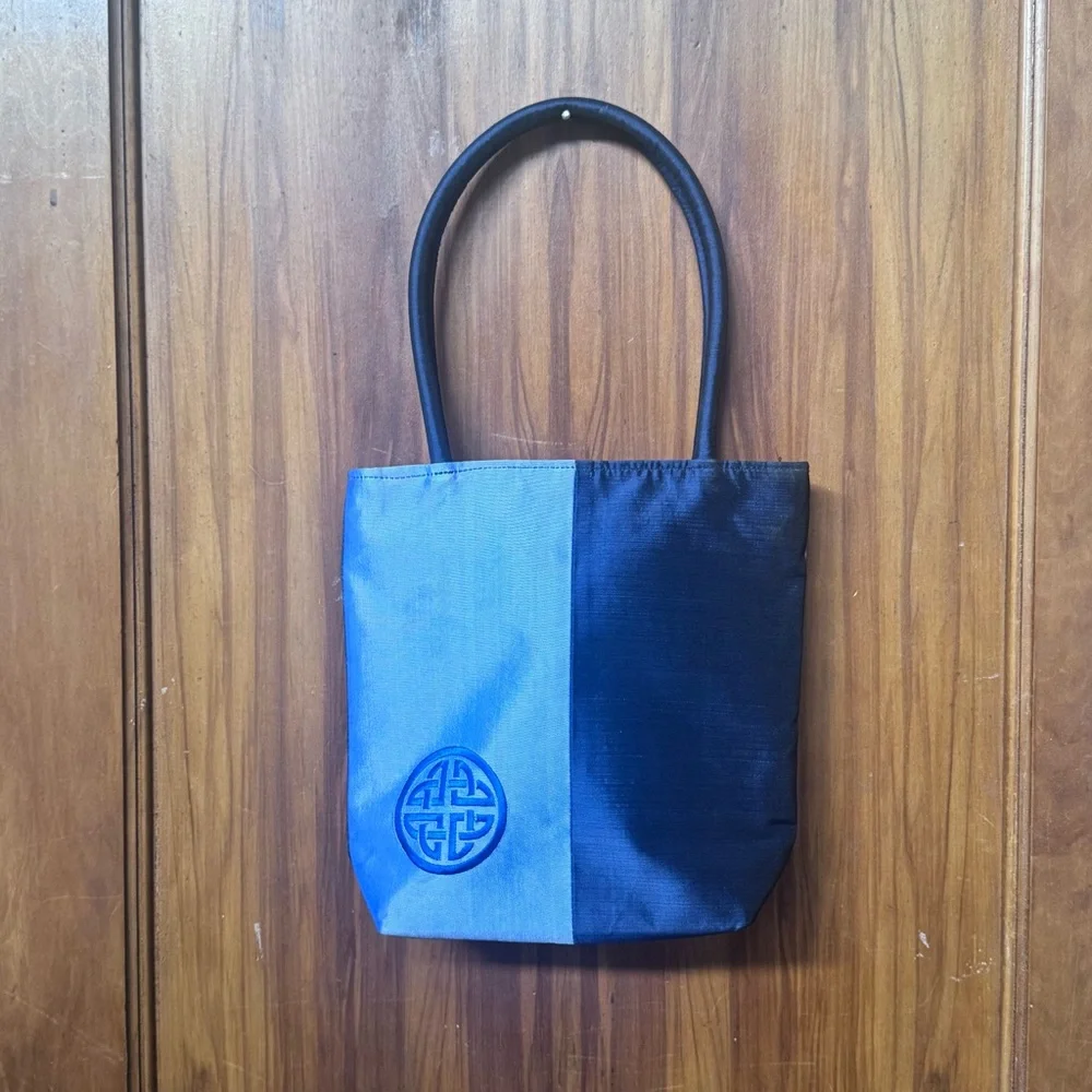 NWOT Blue and Navy mulberry Silk Tote Bag shape Purse